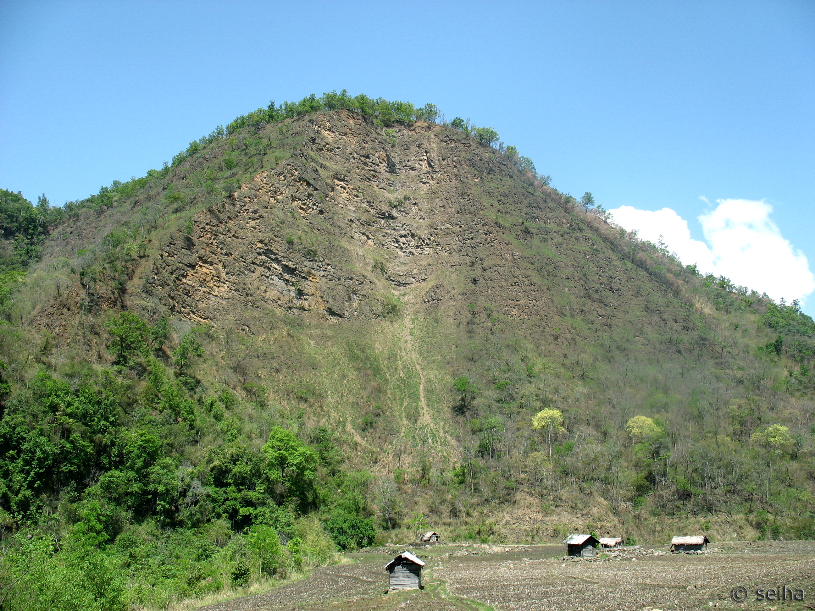 View of the Suicidal cliff of old days.
